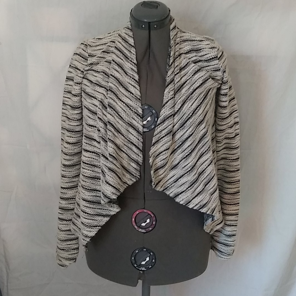 Grey Maurice cardigan size s
